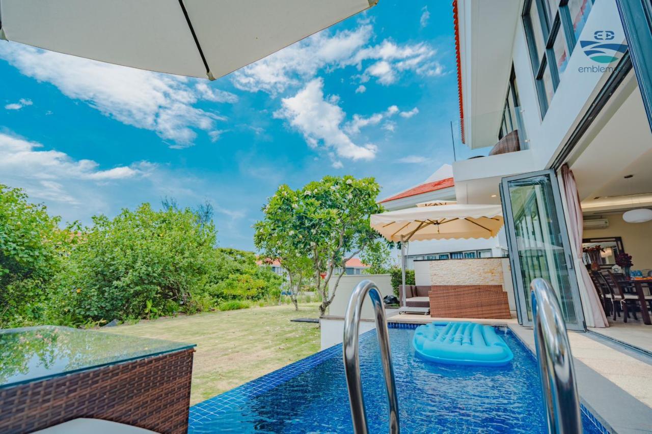 Emblem Sea 3 Bedroom Villas 다낭 외부 사진